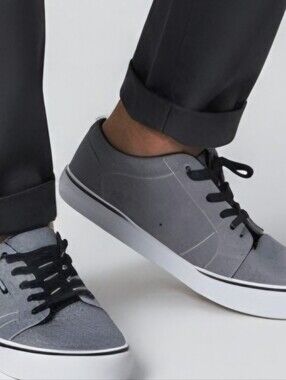 Vans Men's Gray Canvas Low-Top Sneakers